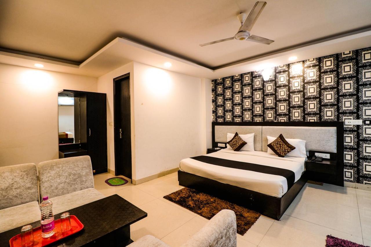 Hotel Olive Zone Near Delhi Airport Új-Delhi Kültér fotó