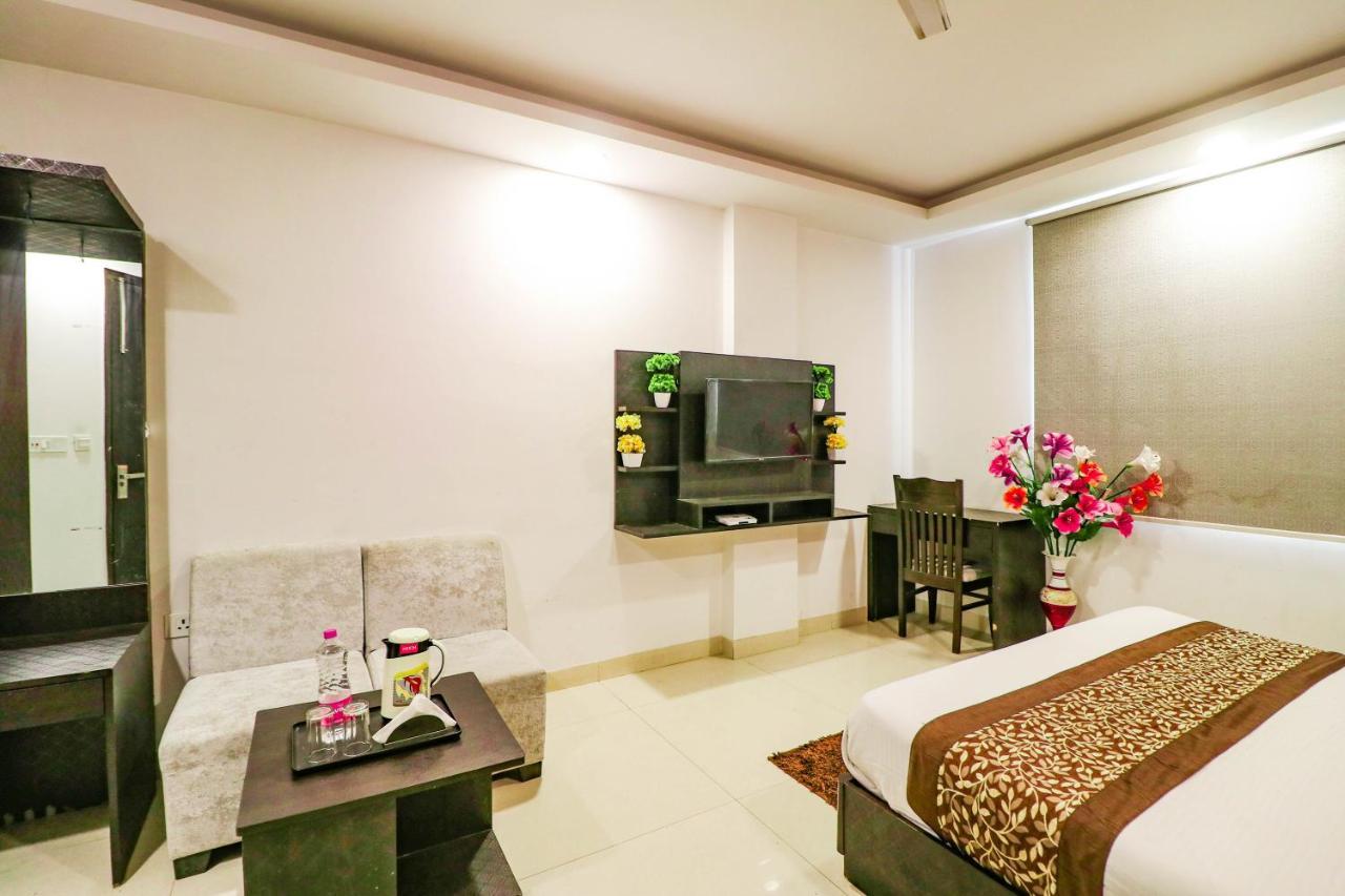 Hotel Olive Zone Near Delhi Airport Új-Delhi Kültér fotó